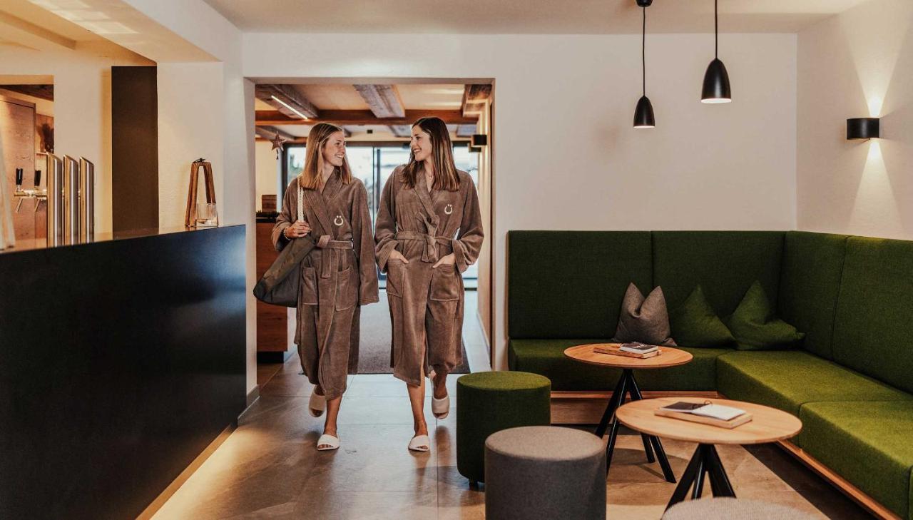 Tillga Glueck - 4 Stars Obertilliach Zewnętrze zdjęcie