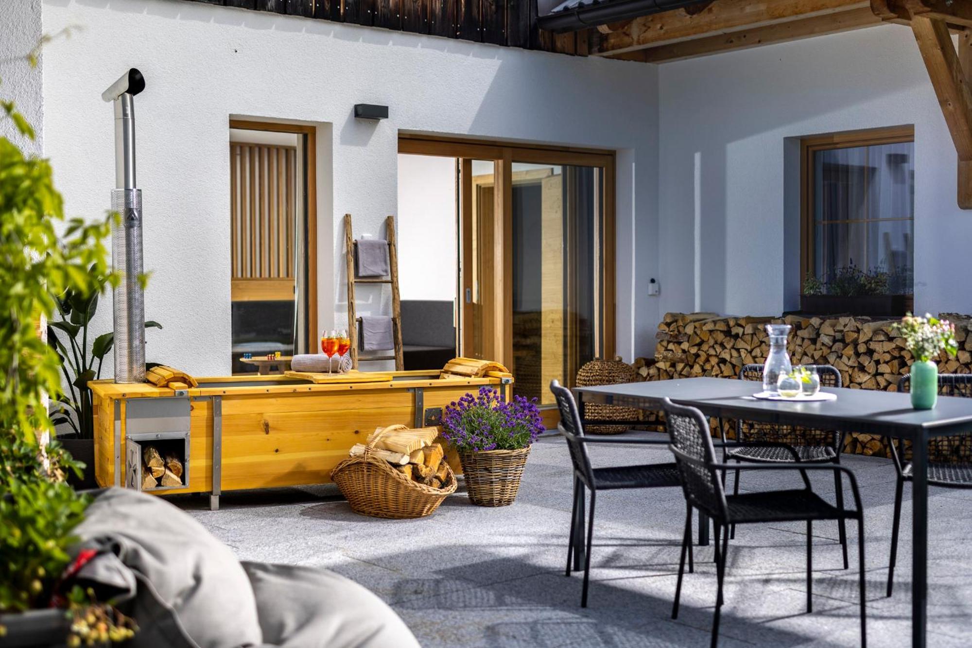 Tillga Glueck - 4 Stars Obertilliach Zewnętrze zdjęcie