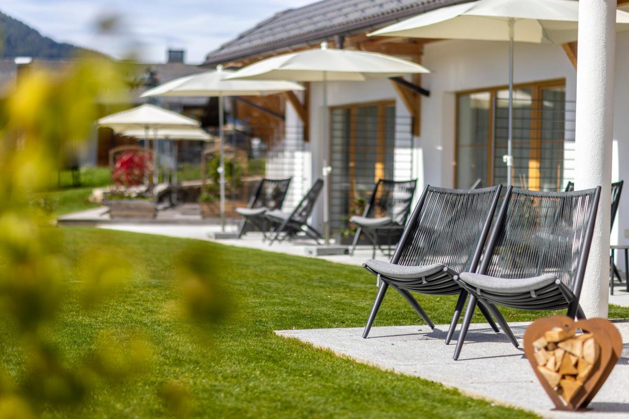 Tillga Glueck - 4 Stars Obertilliach Zewnętrze zdjęcie